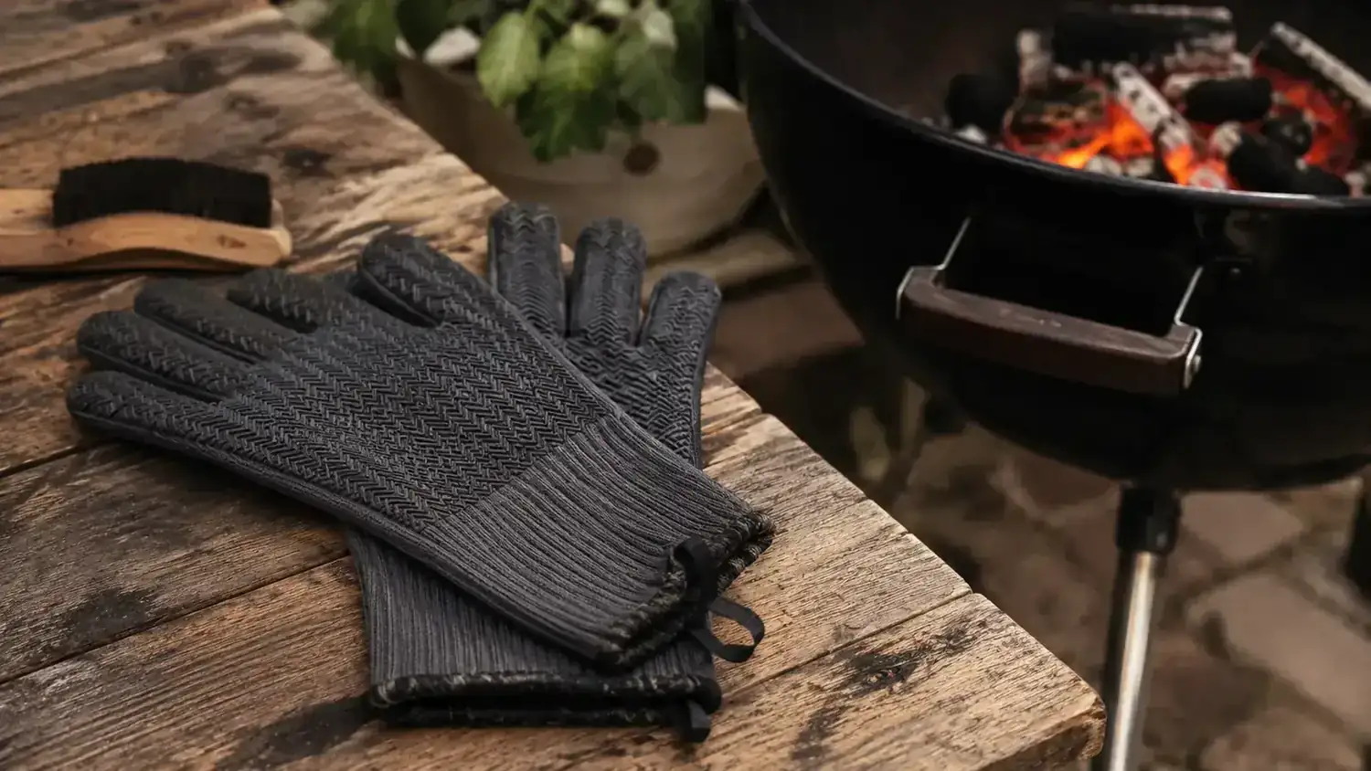 RAPICCA BBQ Gloves Honest Review: I Tested Them Against a 600-Degree Grate